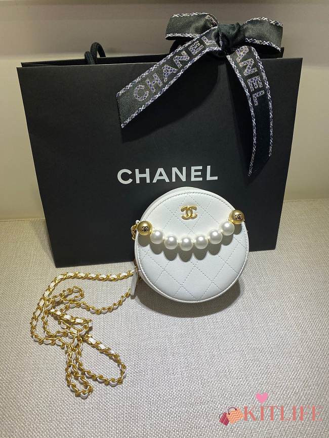 Forubags Chanel Round Cake Pearl Bag White - AP0999 – 12x12x4.5 cm - 1
