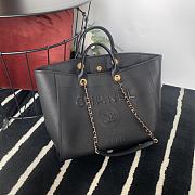 Forubags Chanel Large Tote Calfskin & Gold-Tone Metal Black - B05493 –30x50x22 cm - 5