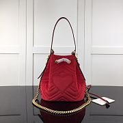 Forubags Gucci GG Marmont Quilted Velvet Bucket Bag Red – 525081 – W21xH22xD11 cm - 4