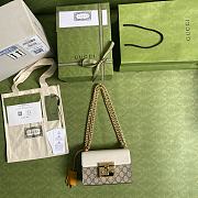 Forubags Gucci GG Supreme Padlock Shoulder Bag With Yellow Leather Key Holder White/GG Supreme – 409487 – 20×12.5×8 cm - 3