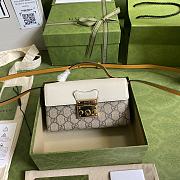 Forubags Gucci Padlock Mini Bag In Beige And Ebony GG Supreme White – 652683 – 18×10×5 cm - 5