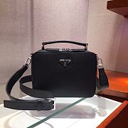 Forubags Prada Brique Saffiano Leather Cross-Body Bag Black - 2VH069 –22x16x6 cm - 1