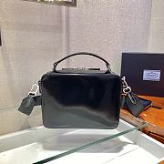 Forubags Prada Brique Shiny Leather Cross-Body Bag Black - 2VH069 –22x16x6 cm - 3