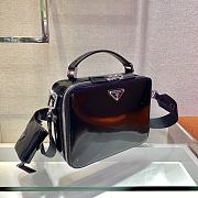 Forubags Prada Brique Shiny Leather Cross-Body Bag Black - 2VH069 –22x16x6 cm - 6