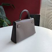 Forubags Hermes Kelly Mini II Epsom Handmade Gold Buckle Grey Etain - 19 cm - 3