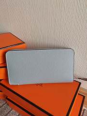 Forubags Hermes Silk Compartment Zippered Epsom Leather Wallet Linen Blue– 20x11 cm - 1