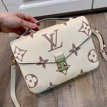 Forubags LV Pochette Métis Bicolor Monogram Empreinte Creme Boise De Rose - M45596 - 25x19x7 cm