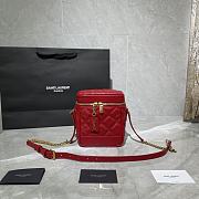 Forubags YSL 80'S Vanity Bag In Carré-Quilted Grain De Poudre Embossed Leather Red –  - 14.5x16.5x9 cm - 1