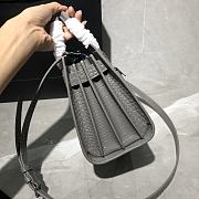 Forubags YSL Classic Sac De Jour Nano In Embossed Crocodile Shiny Leather Grey – 392035 - 22x18x10.5 cm - 5