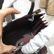 Forubags YSL Classic Sac De Jour Nano In Embossed Crocodile Shiny Leather Bordeaux Red – 392035 - 22x18x10.5 cm - 3