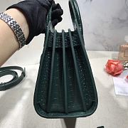 Forubags YSL Classic Sac De Jour Nano In Embossed Crocodile Shiny Leather With Padlock Dark Green – 392035 – 22x18x11 cm - 3