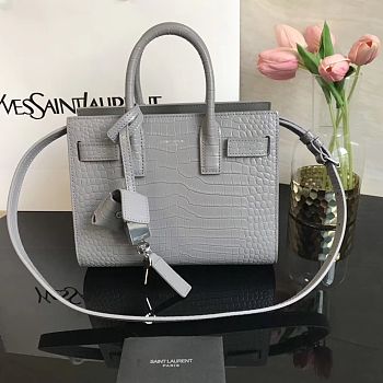 Forubags YSL Classic Sac De Jour Nano In Embossed Crocodile Shiny Leather With Padlock Grey– 392035 – 22x18x11 cm