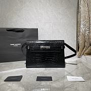 Forubags YSL Manhattan Shoulder Bag In Crocodile-Embossed Shiny Leather Silver Hardware Black – 579271 – 29x20.5x7 cm - 1