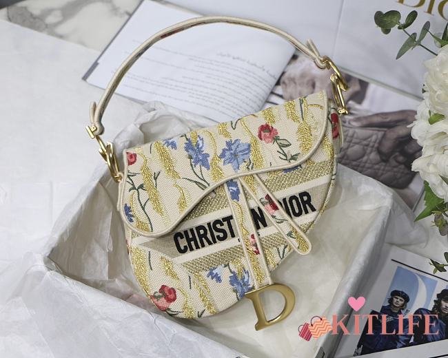 Forubags Dior Saddle Oblique Embroidery Hibiscus - M9001 – 25.5 x 20 x 6.5 cm - 1