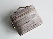 Forubags Dior Travel Striped Cosmetic Bag – 9012 - 18.5x13x10.5 cm - 3