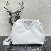 Forubags BV Point Nappa Cowhide Chalk White – 440999– 35x12x6.5 cm - 1