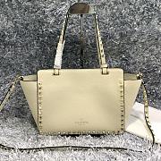Forubags Valentino Rockstud Bag Grain Cowhide White – 0037A – 26×11×22cm - 5