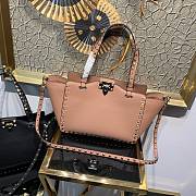 Forubags Valentino Rockstud Bag Grain Cowhide Pink – 0037A – 26×11×22cm  - 1