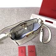 Forubags Valentino Garavani Rockstud Calfskin Hobo Handbag White – 50029# – 18.5×18.5× 6.5 cm  - 2