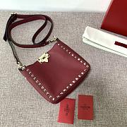Forubags Valentino Garavani Rockstud Calfskin Hobo Handbag Bordeaux Red – 50029# – 18.5×18.5× 6.5 cm - 3