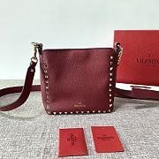 Forubags Valentino Garavani Rockstud Calfskin Hobo Handbag Bordeaux Red – 50029# – 18.5×18.5× 6.5 cm - 2