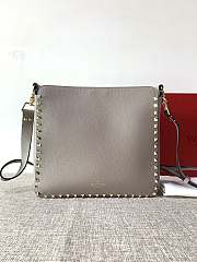 Forubags Valentino Garavani Rockstud Soft Cowhide Hobo Handbag Gray – 50031S# – 27×7×25 cm - 6