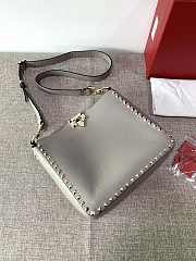Forubags Valentino Garavani Rockstud Soft Cowhide Hobo Handbag Gray – 50031S# – 27×7×25 cm - 3