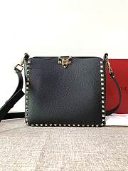 Forubags Valentino Garavani Rockstud Soft Cowhide Hobo Handbag Black – 50031S# – 27×7×25 cm - 1