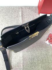 Forubags Valentino Garavani Rockstud Soft Cowhide Hobo Handbag Black – 50031S# – 27×7×25 cm - 3