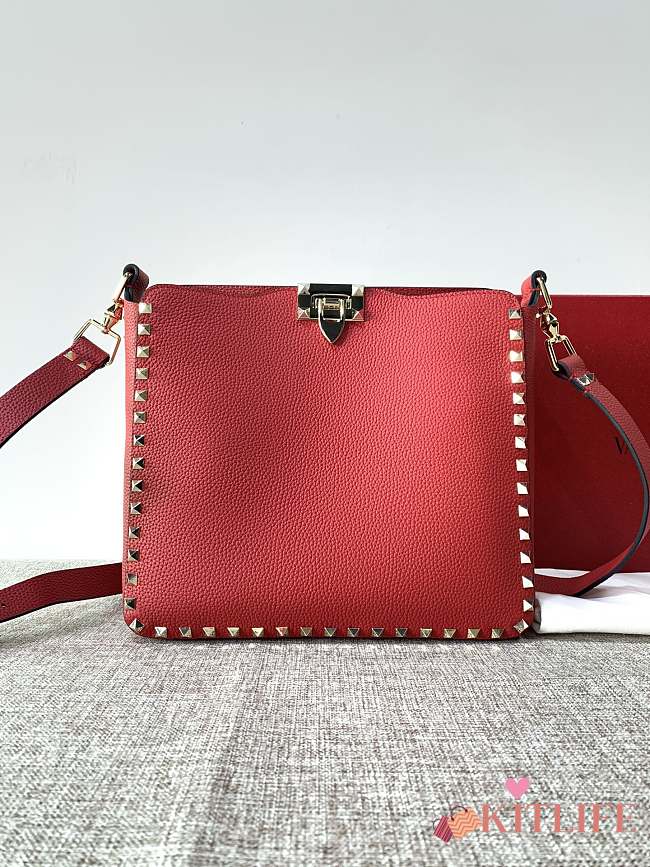 Forubags Valentino Garavani Rockstud Soft Cowhide Hobo Handbag Red – 50031S# – 27×7×25 cm - 1