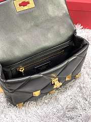 Forubags Valentino Garavani Roman Stud Chain Bag Black – 2060S – 25×16×10 cm - 3