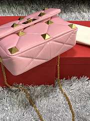 Forubags Valentino Garavani Roman Stud Chain Nappa Leather Bag Light Pink – 2060S – 25×16×10 cm - 6