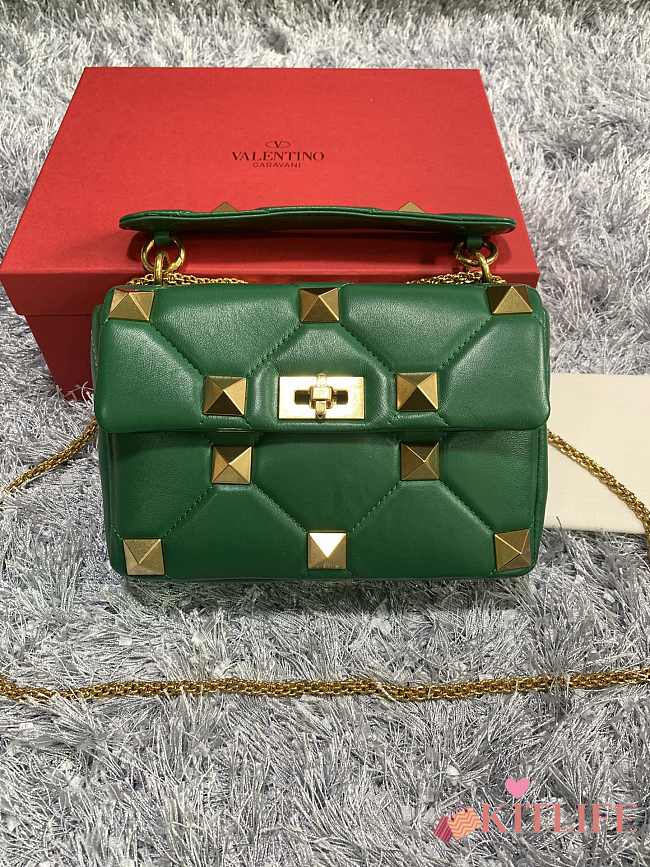 Forubags Valentino Garavani Roman Stud Chain Nappa Leather Bag Green – 2060S – 25×16×10 cm - 1