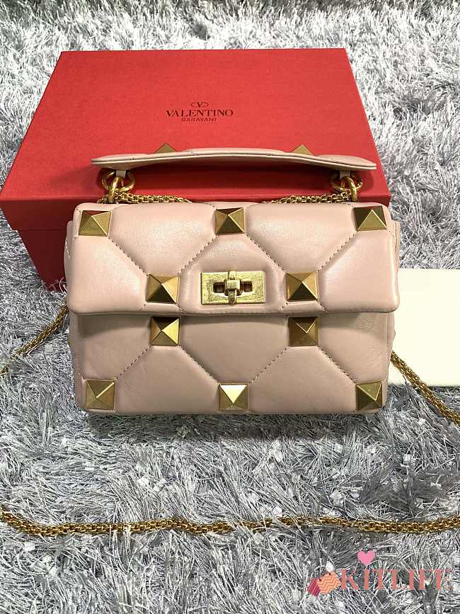Forubags Valentino Garavani Roman Stud Chain Nappa Leather Bag Beige – 2060S – 25×16×10 cm - 1