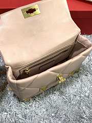 Forubags Valentino Garavani Roman Stud Chain Nappa Leather Bag Beige – 2060S – 25×16×10 cm - 3