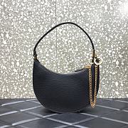 Forubags Valentino Garavani Vsling plaque Hobo Bag Black – 0707# – 20x5x12 cm - 3