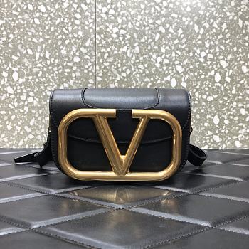 Forubags Valentino Garavani SuperVee Calf  Leather Crossbody Small Bag Black – 3008# – 18x13x7 cm