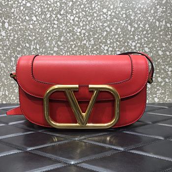 Forubags Valentino Garavani SuperVee Calf  Leather Crossbody Medium Bag Red – 2009# – 26.5x9x16 cm