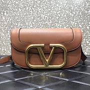 Forubags Valentino Garavani SuperVee Calf  Leather Crossbody Medium Bag Brown – 2009# – 26.5x9x16 cm - 1
