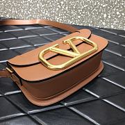 Forubags Valentino Garavani SuperVee Calf  Leather Crossbody Medium Bag Brown – 2009# – 26.5x9x16 cm - 6