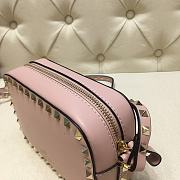 Kitlife Plain Weave Calfskin Crossbody Bag Gold Pink  – 18x6x12 cm - 2