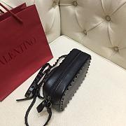 Kitlife Plain Weave Calfskin Crossbody Bag Full Black – 18x6x12 cm - 2