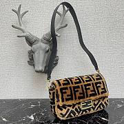 Fendi Baguette  Brown Sheepskin Bag – 8BR600 – 27x7x15 cm - 3