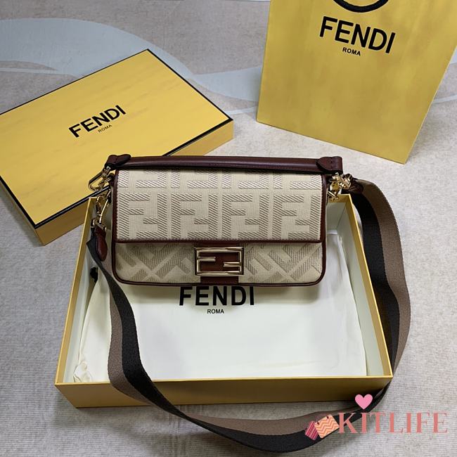 Fendi Baguette Embroidery Plating Grass Canvas – 26x15x6 cm - 1