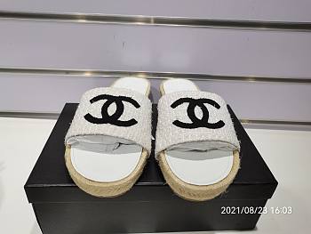 Chanel Slippers 76