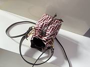 Fendi Classic FF Embossed Mon Trésor Bucket bag Bucket Bag Tender Berry Pink Calfskin  – 183M65 – 18x12x10 cm - 4