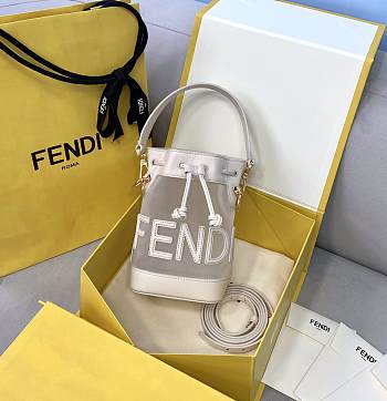 Fendi Mon Tresor White Leather And Mesh Mini-Bag – 8BS010 - 12×10×19 cm