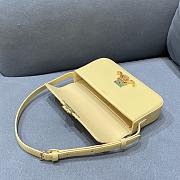 Celine Triomphe Shoulder Bag In Shiny Calfskin Yellow – 20×10×4 cm - 3