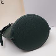 Celine Big Bag Nano Bucket In Supple Grained Calfskin Laurel Green – 187243 – 21x15x15 cm - 3