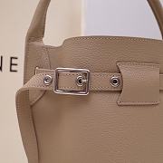 Celine Big Bag Nano Bucket In Supple Grained Calfskin Taupe – 187243 – 21x15x15 cm - 6